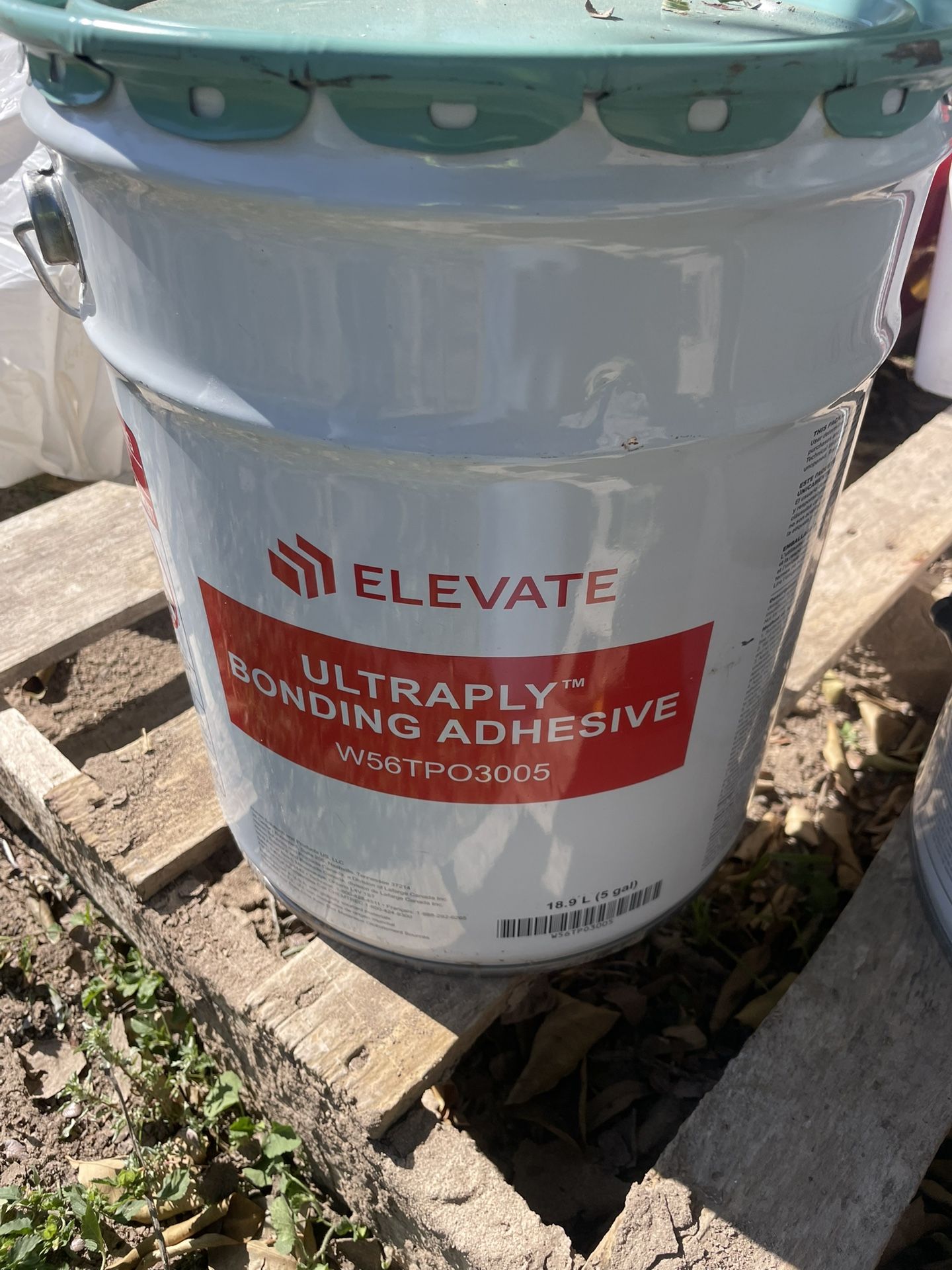 TPO Resistol “adhesive”