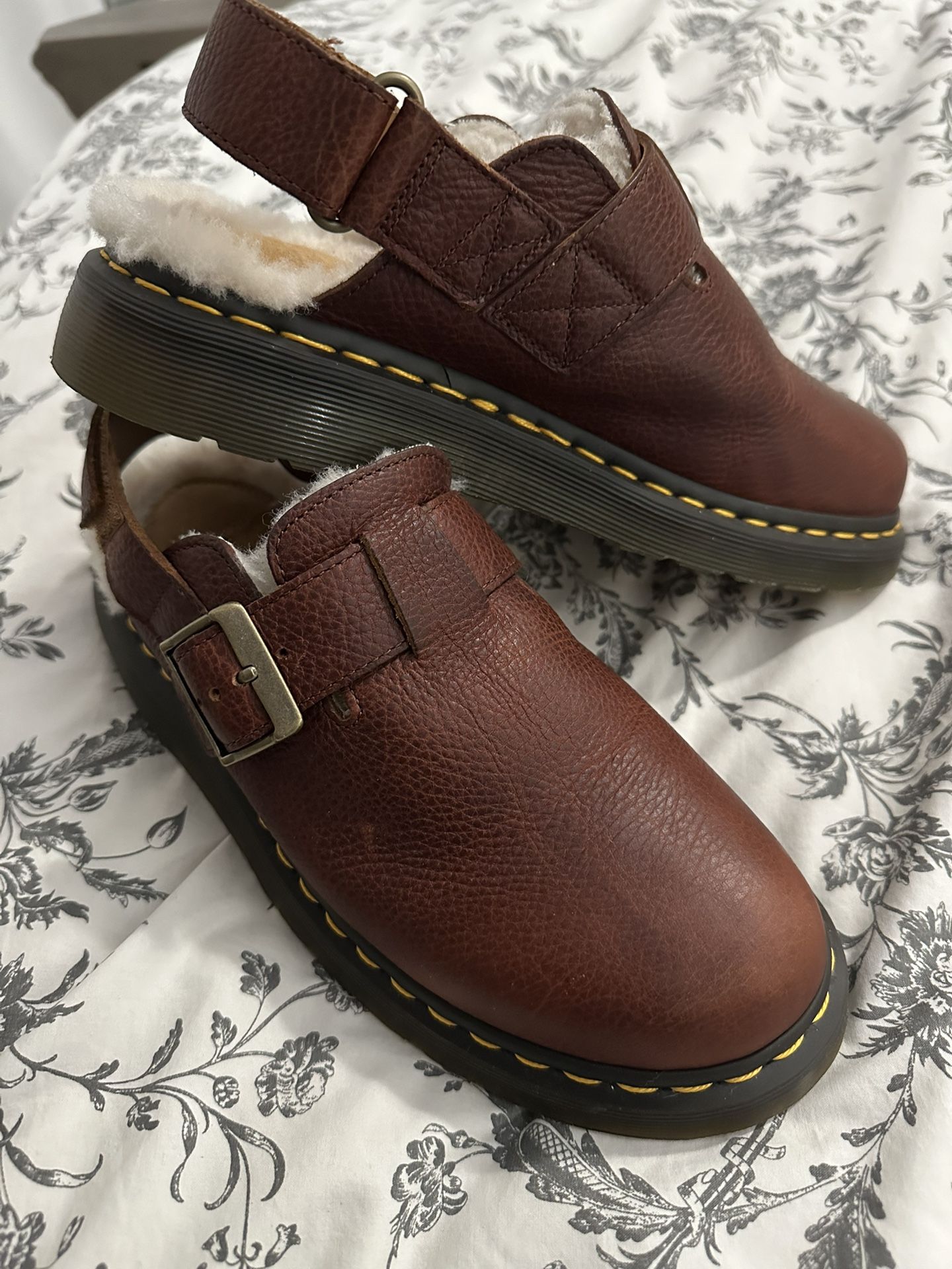 Dr. Martens Brand New 