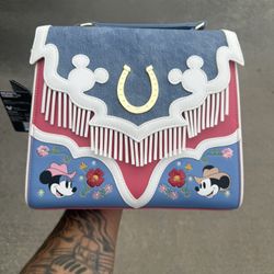 NWT Loungefly Mickey & Minnie Western Fringe Crossbody Bag 🤠❤️