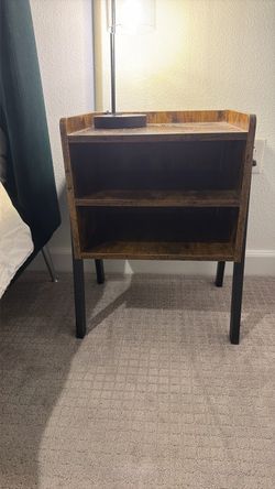 Solid wood nightstands (set of 2)