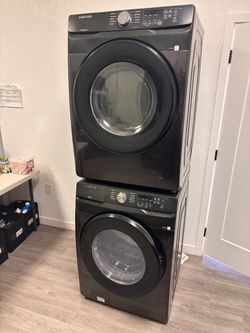 Samsung Front-Load Washer & Electric Dryer Set – Black Stainless – $700