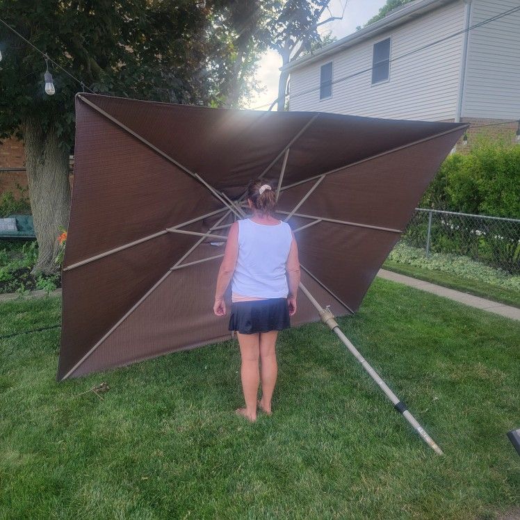 Large Patio Rectangle Umbrella Crank Up
