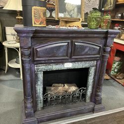 Free Standing Fireplace And Log 