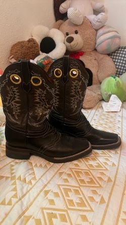 Cowboys boots size 8 men