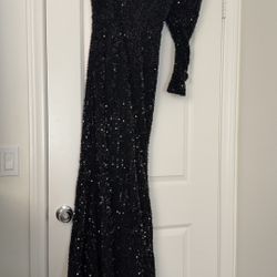 Black Sequin Mermaid Gown Size S-M