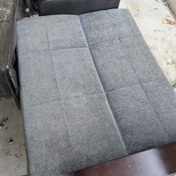 Love Seat/Futon