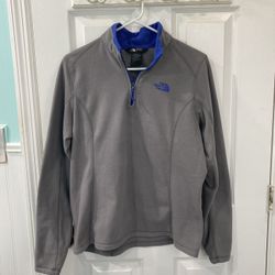 The North Face Gray Casual Woman’s Outdoor Fleece Pullover Quarter Zip