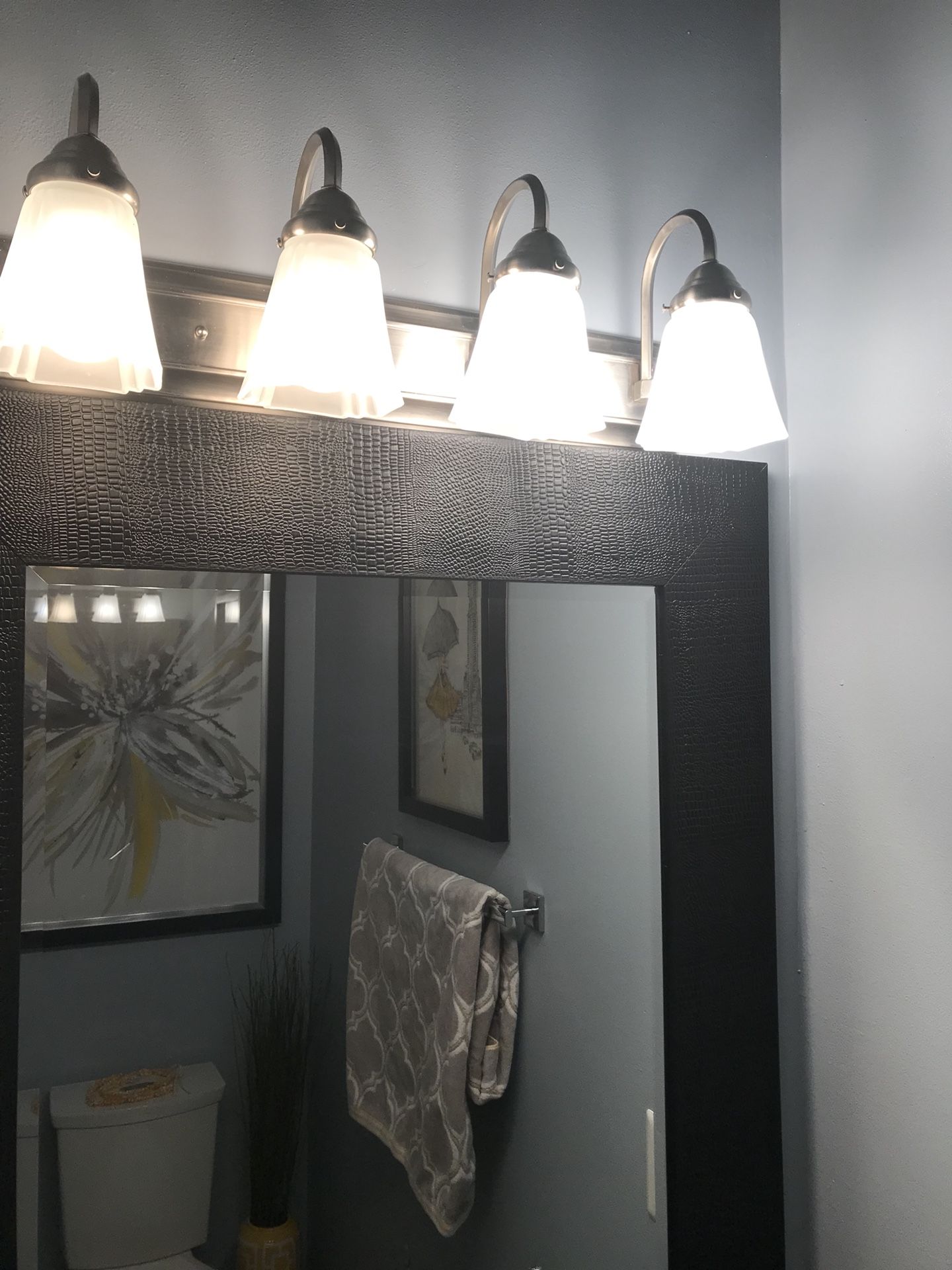 Bathroom Vanity - 4 Light