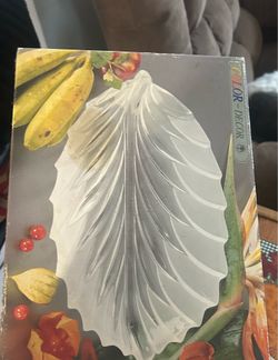 Vintage glass platter brand new