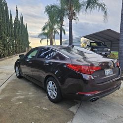  KIA OPTIMA SPORT SEDAN,4 CYL,119k!35 MPG,CLEAN TITLE,SMOG,2027 MAR TAGS!