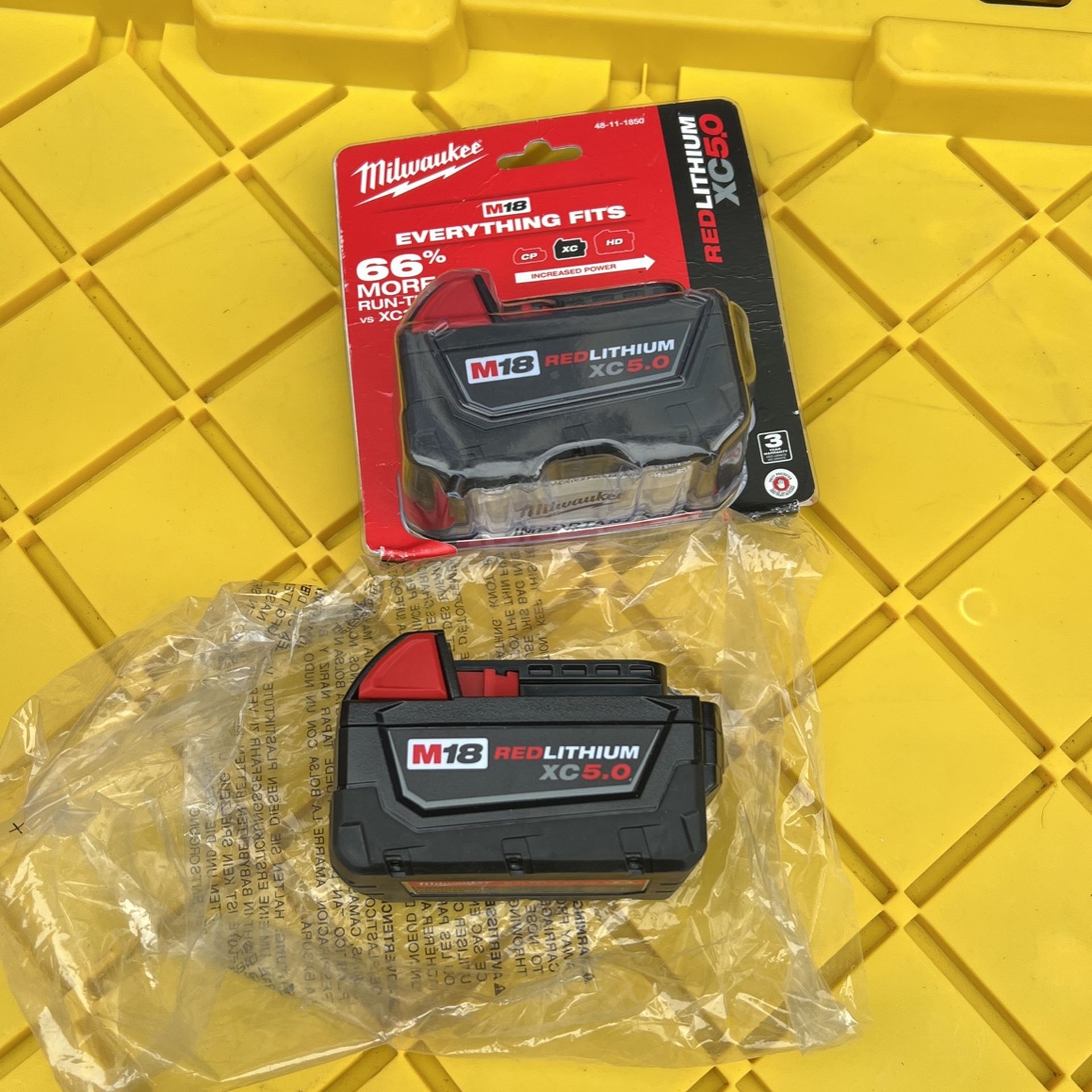 Milwaukee Battery S 5,0 for Sale in Seattle, WA OfferUp