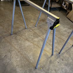 STANLEY STANLEY 29 in. H x 31 in. D Sawhorse Set 750 lb. Capacity Silver 2 pc.