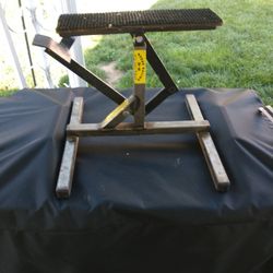 Dirt Bike Lift