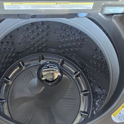 LG Washer And Dryer Set