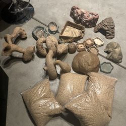 Reptile supplies