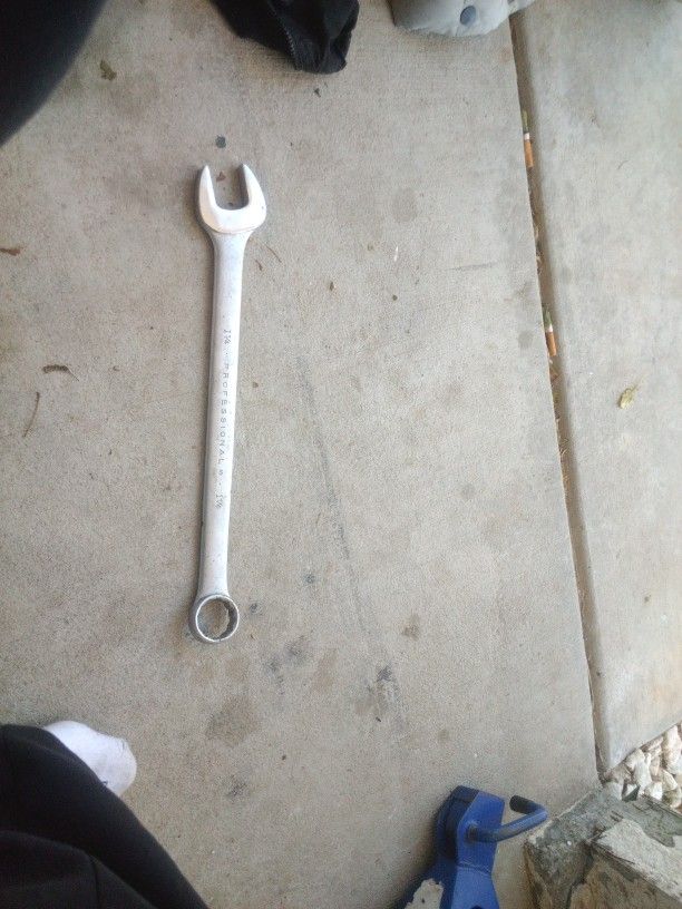 Professional Wrench