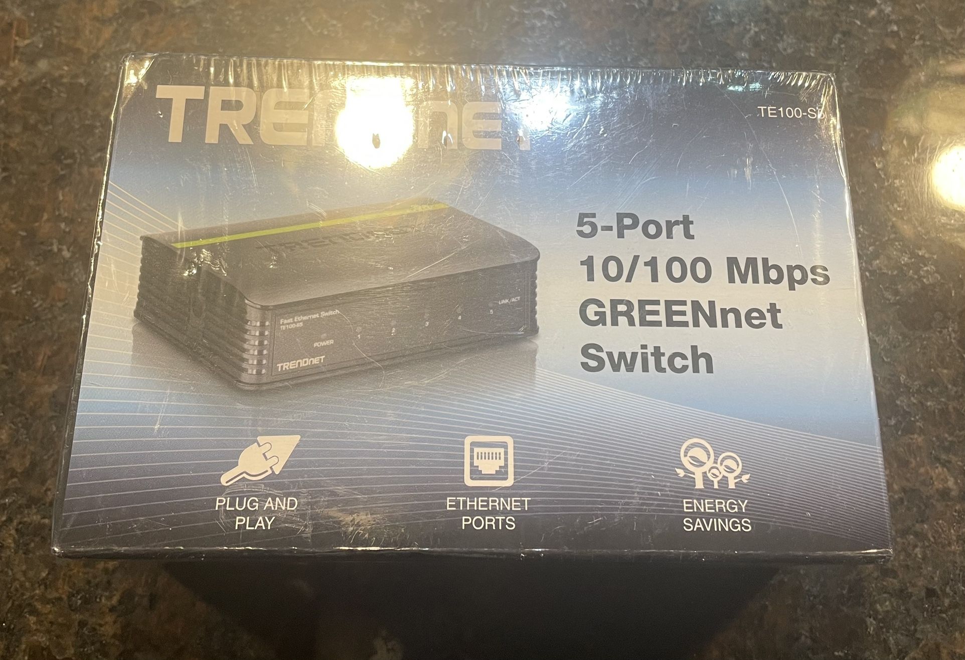 Trendy 5-port Greener Switch