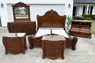 Beautiful King  Bedroom Set