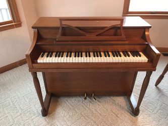 Melodigrand piano vintage 64 key for Sale in Holden MO OfferUp