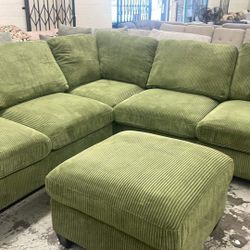New Sage Corduroy Sectional Couch with Ottoman- FREE DELIVERY 🚚 