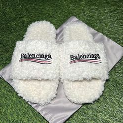 White balenciaga slides 