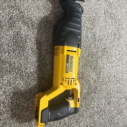 dewalt reciprocating saw (tool Only) 
