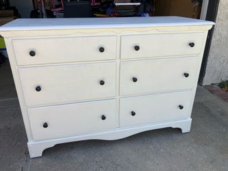 Dresser - 6 Drawer