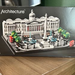 LEGO 21045 Trafalgar Square Architecture Set