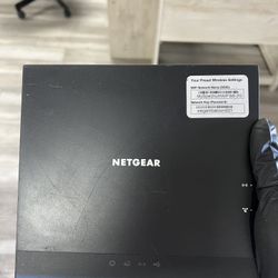 NETGEAR Smart WiFi Router AC1750. It Can Be A Gift If You Spend Over 100$ Check My Profile.