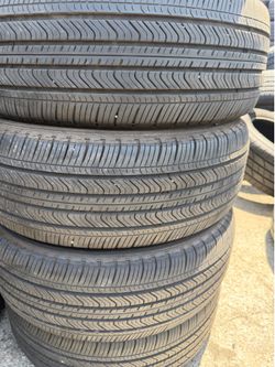 (4) 215/55R17 SET OF USED TIRES MICHELIN 70% LIFE !!
