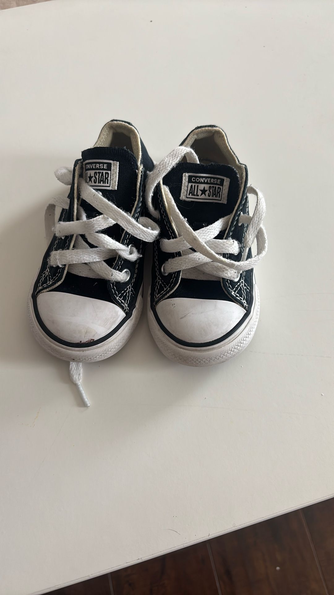 Kids Converse Size 7c