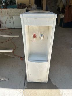 Water cooler