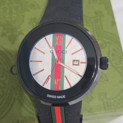 Mens Gucci G Timesless Watch Rubber Band