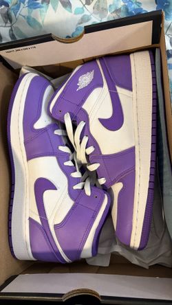 7Y Jordan 1s