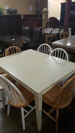 Dining table w/6 chairs