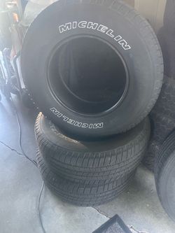 3 used 265/70R17 Michelin tires