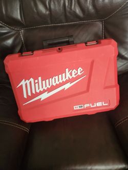Milwaukee Case