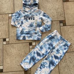 NWT Levi’s Girls Hoodie & Jogger 2pcs Outfit Set Size 4/5