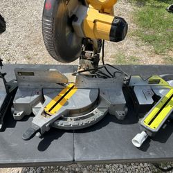 DEWALT 12IN MITER SAW DUAL BEVEL
