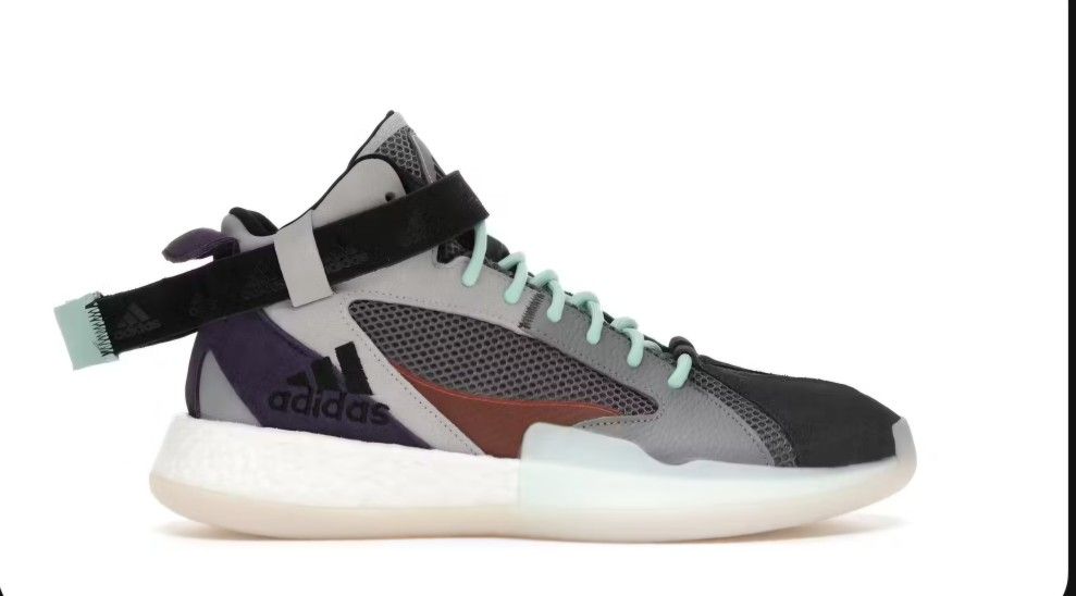 Addidas Basketball Shoes Men Sz 8/ Women Sz 9.5-10