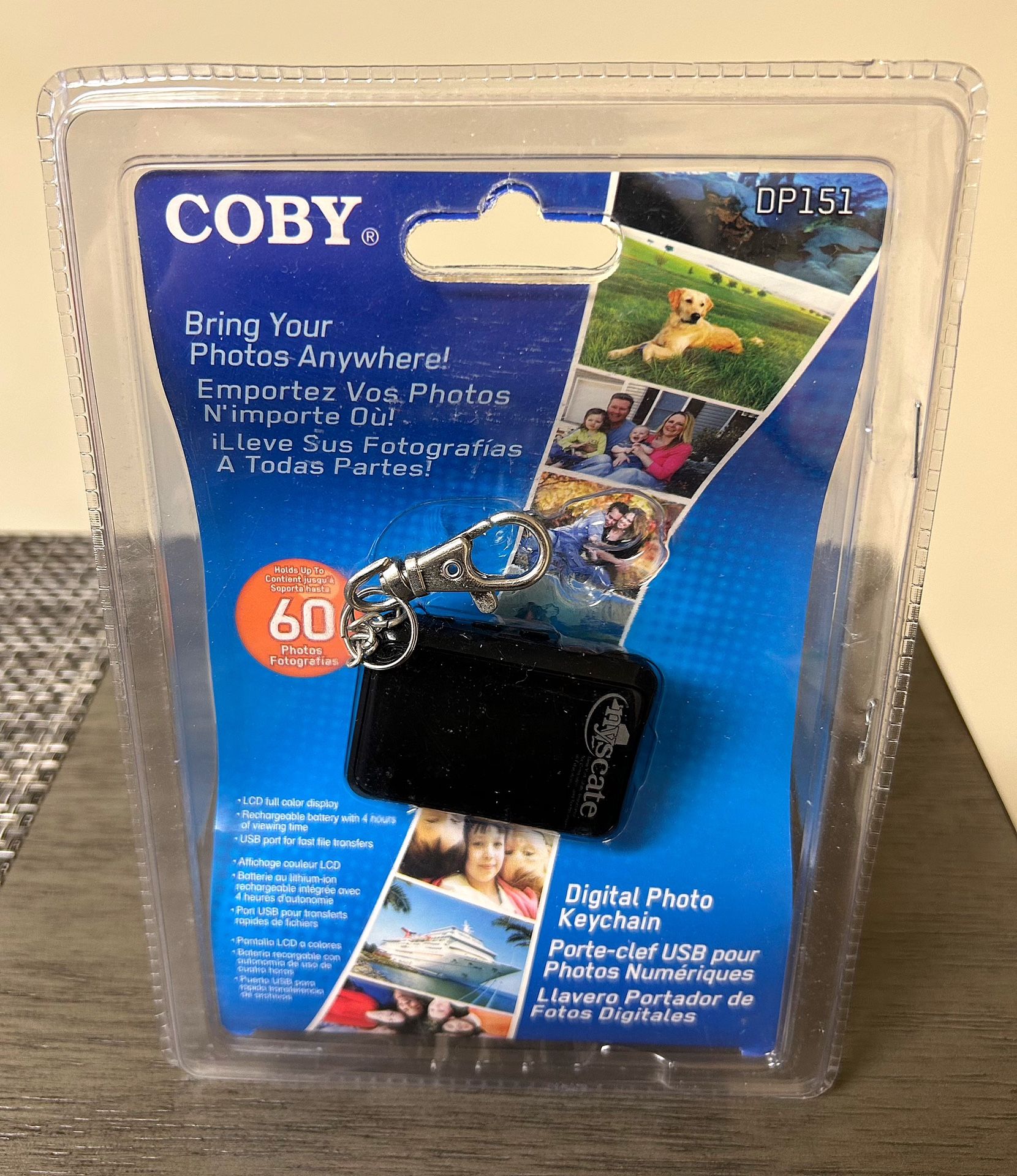 Coby Digital Photo Keychain in Black
