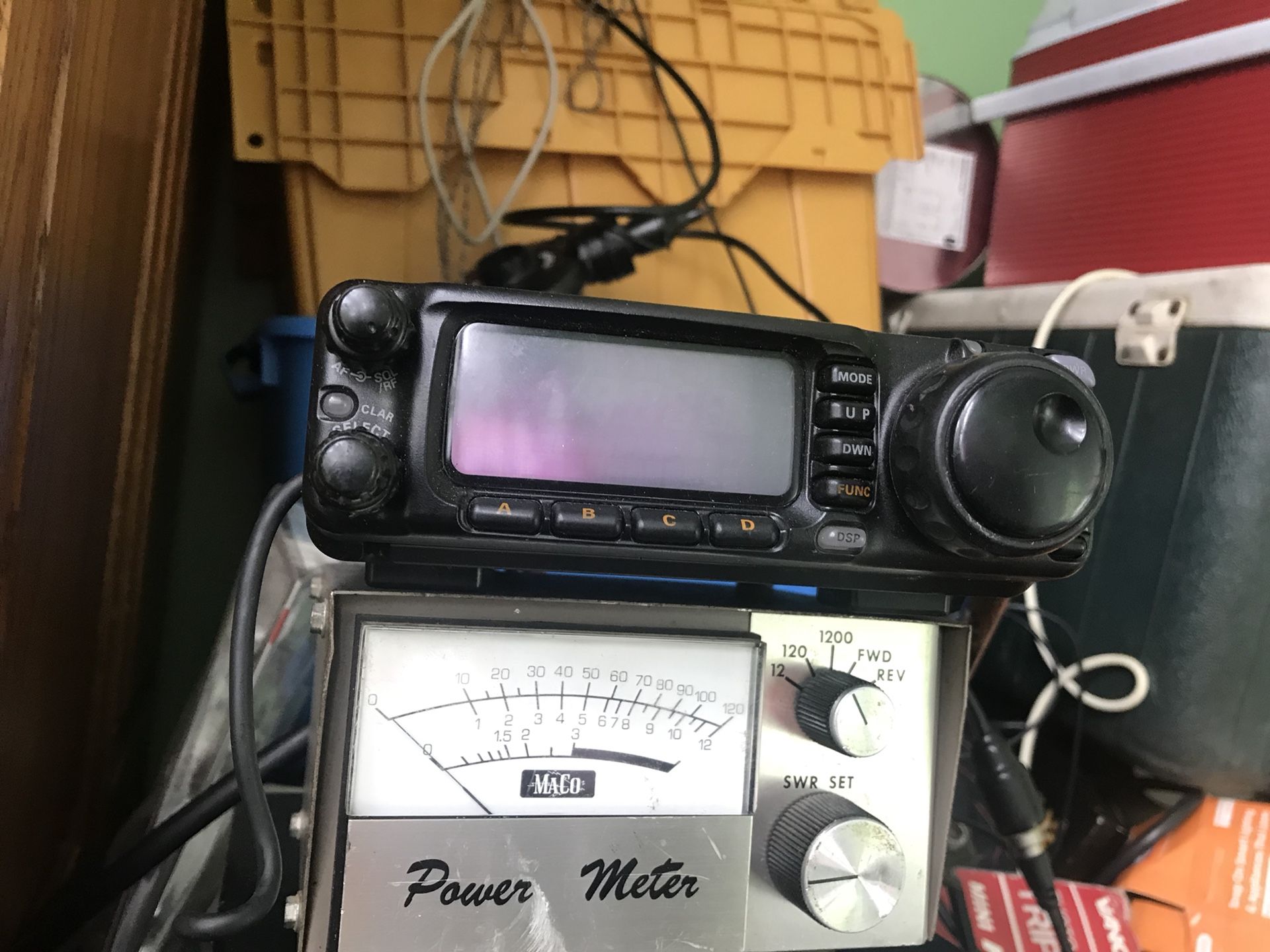 Yaesu ft 100d good radio works flawless I need more space