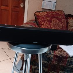 BOSE SOUNDBAR OR SPEAKER