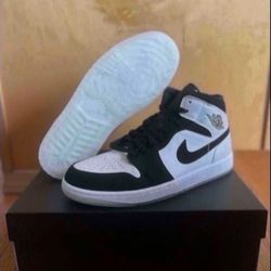 Nike Air Jordan 1 Mid SE Diamond Shorts Size 10 Brand New