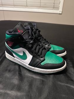 Jordan 1 Pine Green