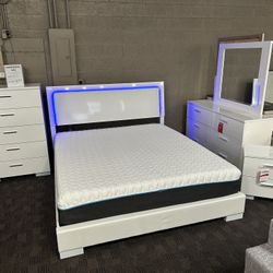 LED Cali King White Modern Bedroom Set 