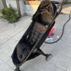 Light Weight Stroller