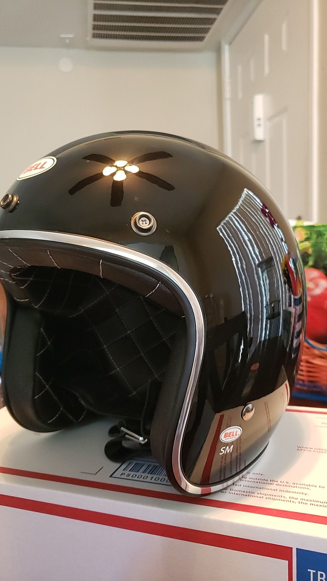 Bell Custom 500 Gloss Black Helmet Café Racers style