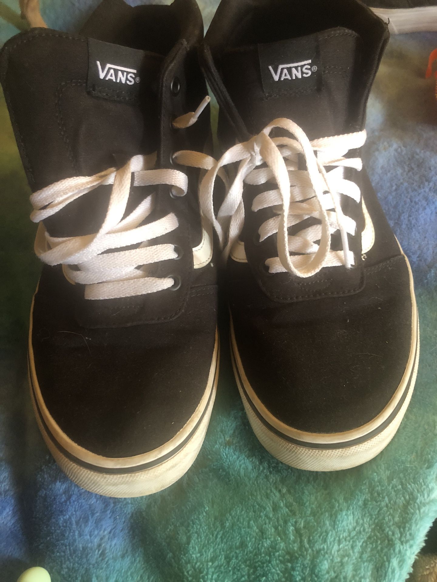 Women's Size 11 Vans 