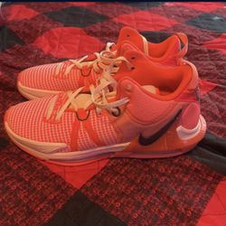 Nike Shoes 